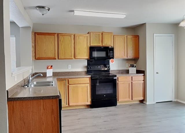 3-bedroom rental at 7307 Circle Farm in San Antonio, TX — photo 4