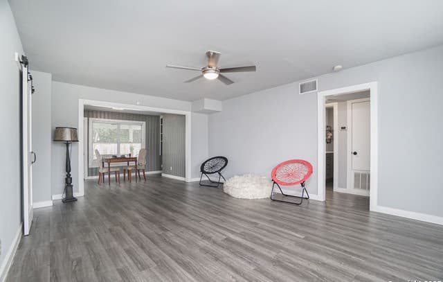 2-bedroom rental at 270 Emporia Blvd in San Antonio, TX — photo 2