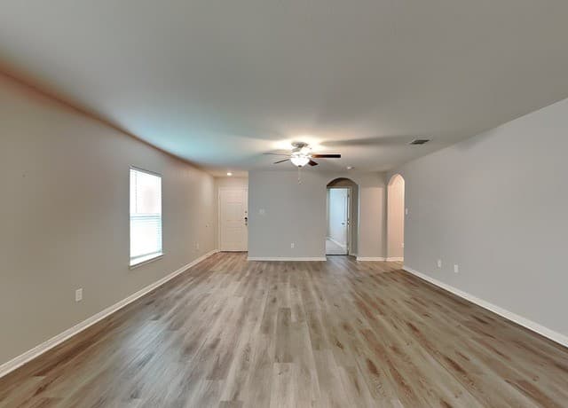 4-bedroom rental at 11753 Alcoser in San Antonio, TX — photo 2