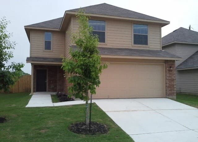 4-bedroom rental at 10722 Butterfly Pass in San Antonio TX