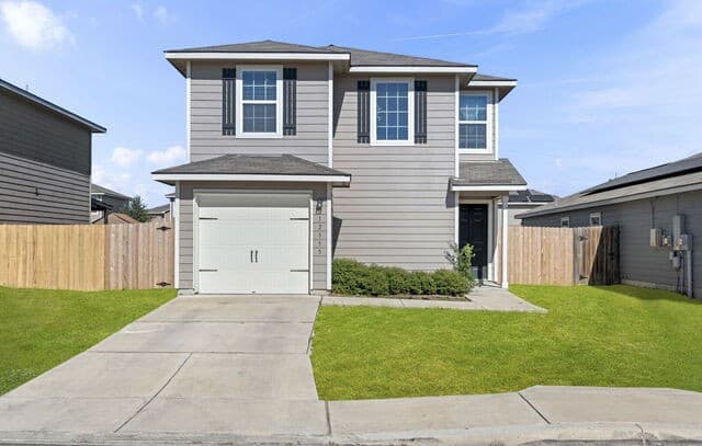 3-bedroom rental at 12355 Mahoney Ml in San Antonio, TX — photo 2