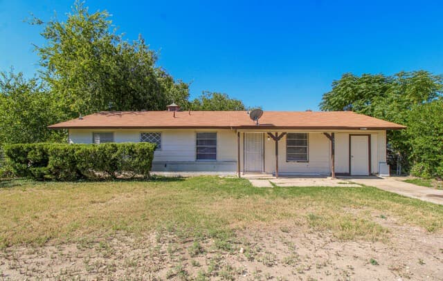 4-bedroom rental at 5822 Branch Valley in San Antonio TX