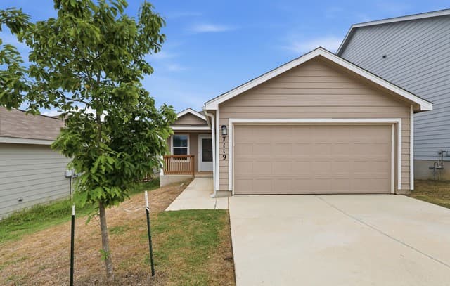 3-bedroom rental at 7119 Satellite Way in San Antonio TX