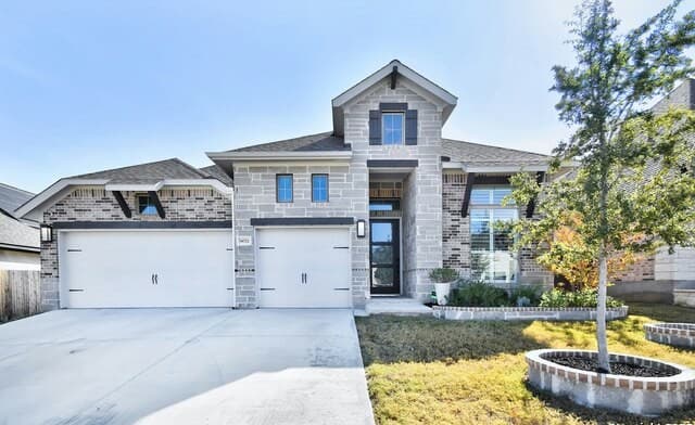 4-bedroom rental at 14022 May Mist in San Antonio TX