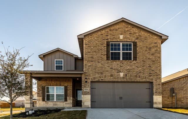 5-bedroom rental at 9338 Espadrille Run in Converse, TX — photo 3