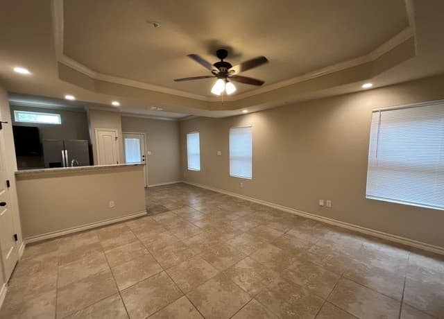 3-bedroom rental at 6518 Marcel Way Unit 101 in San Antonio, TX — photo 2