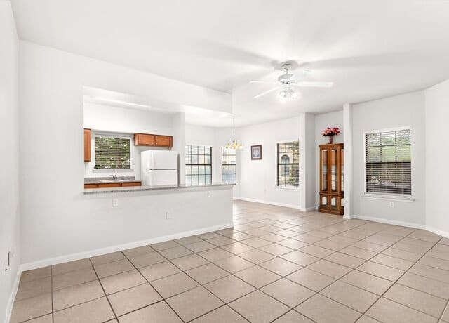 2-bedroom rental at 6160 Eckhert Unit APT 1718 in San Antonio, TX — photo 5