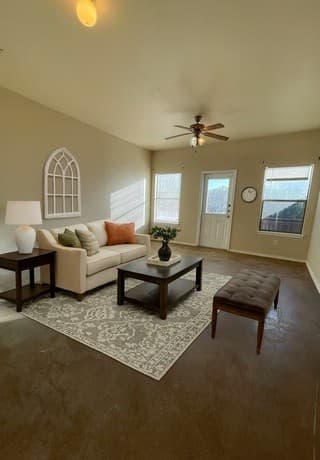 3-bedroom rental at 10815 Mathom Landing Unit 3 in Universal City TX