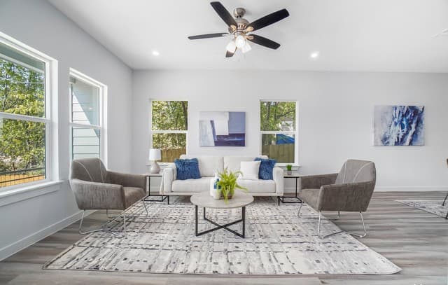 3-bedroom rental at 104 Shenandoah in San Antonio, TX — photo 4