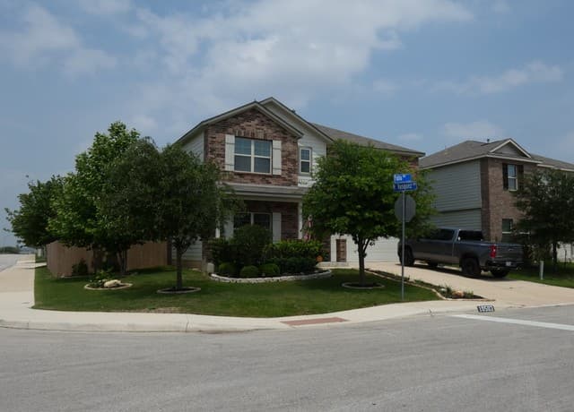4-bedroom rental at 10503 Pablo Way in Converse TX