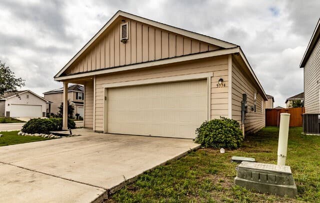 3-bedroom rental at 5334 Hickory Pl in San Antonio TX