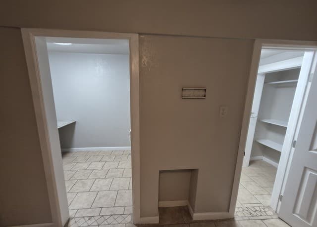 1-bedroom rental at 115 Caldwell St Unit 4 in San Antonio, TX — photo 5