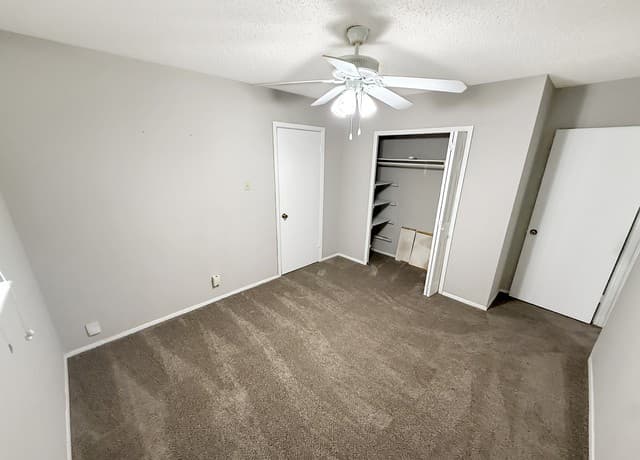 3-bedroom rental at 1017 Evening Dun in San Antonio, TX — photo 3