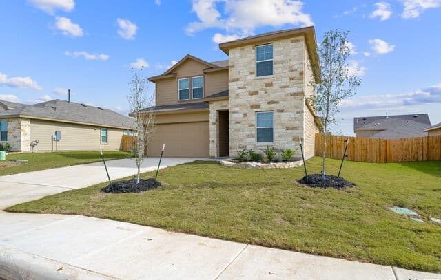 4-bedroom rental at 21266 Watercourse Way in San Antonio, TX — photo 3