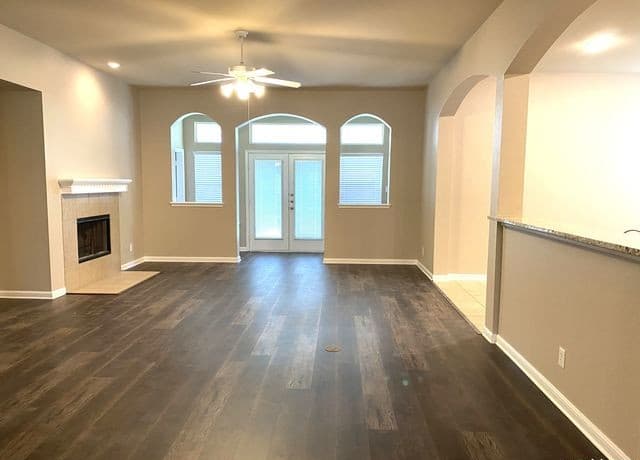 4-bedroom rental at 226 Maidstone Cv in Cibolo, TX — photo 2