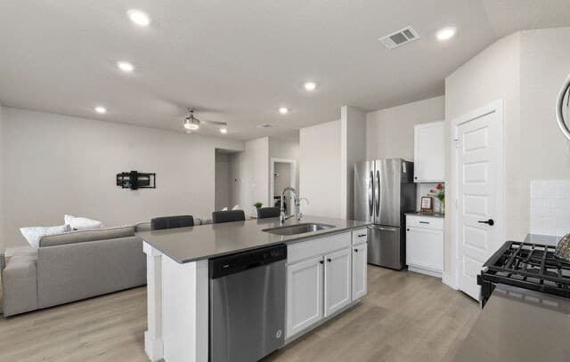4-bedroom rental at 21215 Boulder Flats in San Antonio, TX — photo 5
