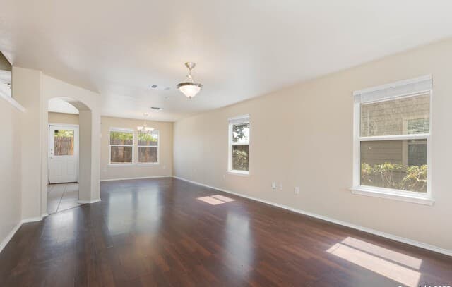 3-bedroom rental at 4746 Gambels Quail in Converse, TX — photo 3