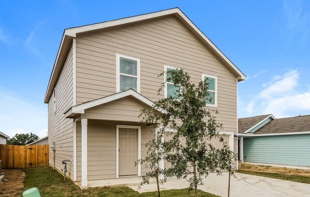 4-bedroom rental at 14612 Greenfield Ml in San Antonio, TX — photo 4