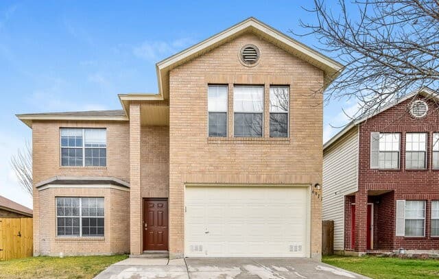 3-bedroom rental at 6911 Waterfall Pass in Converse TX