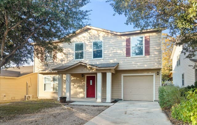 3-bedroom rental at 203 Shadbush St in San Antonio, TX — photo 2