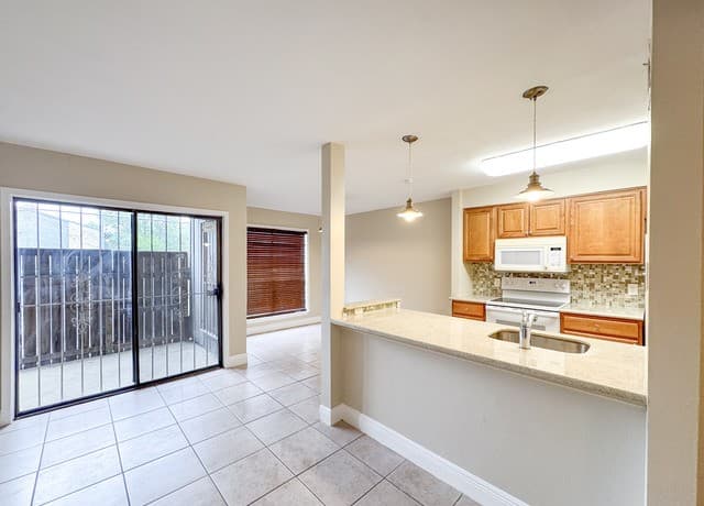 1-bedroom rental at 3843 Barrington St Unit 160P in San Antonio, TX — photo 2