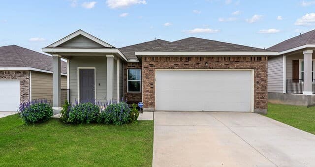 3-bedroom rental at 12515 Antilia in San Antonio TX