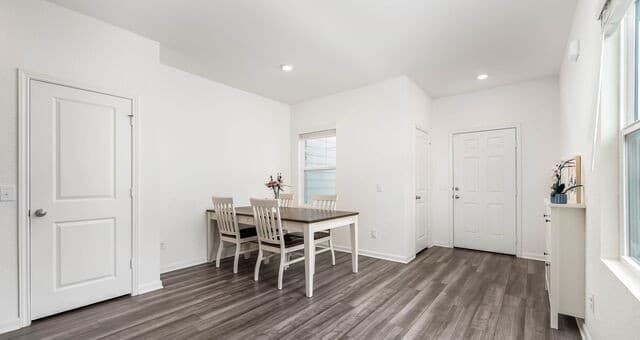 3-bedroom rental at 12515 Antilia in San Antonio, TX — photo 4