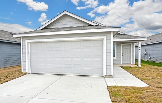 4-bedroom rental at 463 River Run Way in San Antonio TX