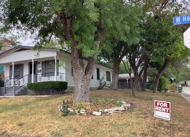 3-bedroom rental at 522 W Hollywood Ave in San Antonio, TX — photo 3