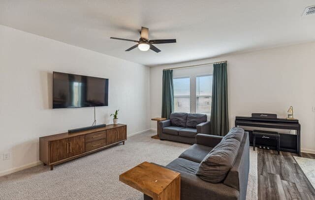4-bedroom rental at 5822 Lilac Landing in Converse, TX — photo 4