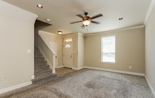 3-bedroom rental at 4011 Anton Dr in San Antonio, TX — photo 3