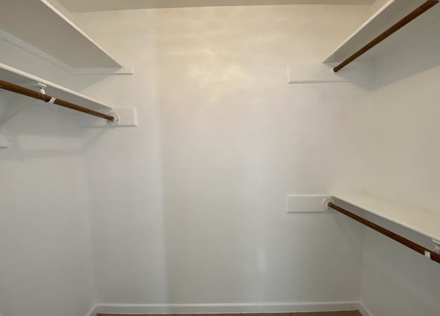 2-bedroom rental at 1209 W Goodwin Unit A in Pleasanton, TX — photo 4