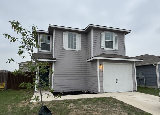 3-bedroom rental at 2906 Lavender Mdw in San Antonio, TX — photo 4