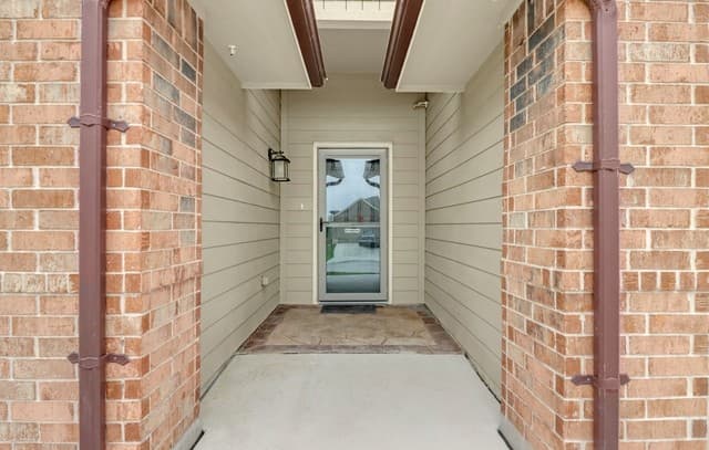 3-bedroom rental at 10311 Rosalina Loop in Converse, TX — photo 3