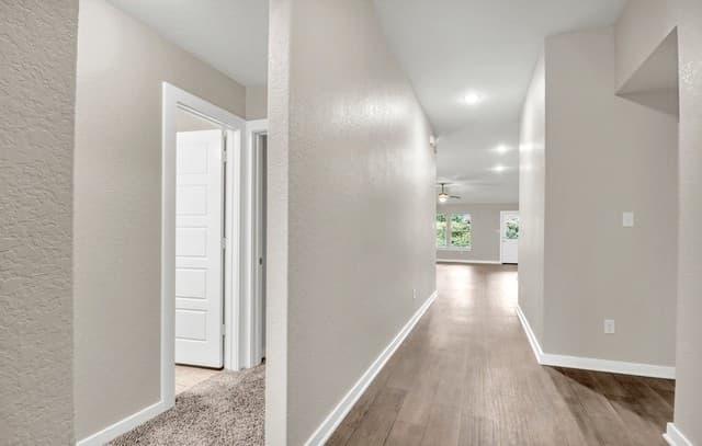 3-bedroom rental at 10311 Rosalina Loop in Converse, TX — photo 4