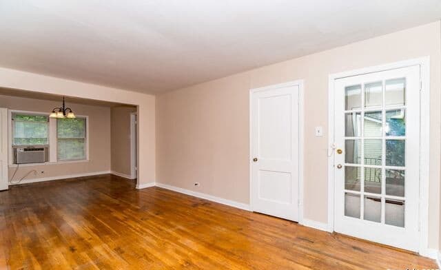 2-bedroom rental at 415 Bryn Mawr in San Antonio, TX — photo 4