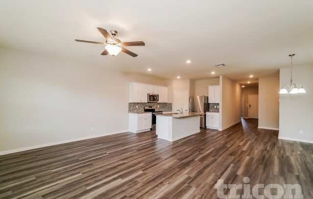 3-bedroom rental at 14332 Gunsight Pass in San Antonio, TX — photo 5