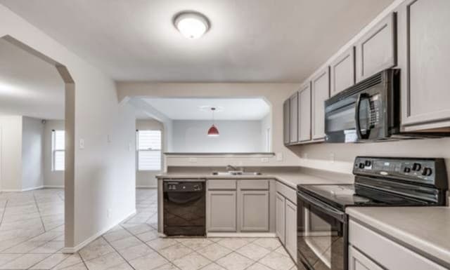 3-bedroom rental at 210 Mallow Grv in San Antonio, TX — photo 2