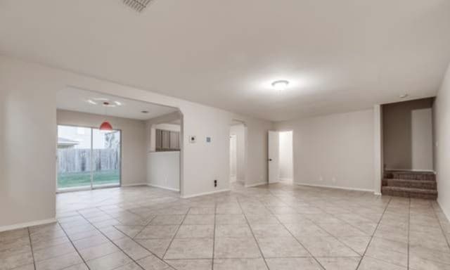 3-bedroom rental at 210 Mallow Grv in San Antonio, TX — photo 5