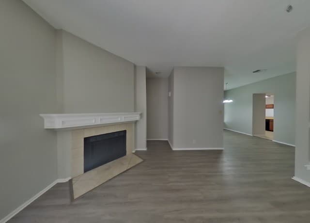 3-bedroom rental at 8058 Pioneer Trail in San Antonio, TX — photo 2
