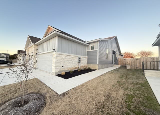 3-bedroom rental at 312 Caleb Court in Cibolo, TX — photo 3