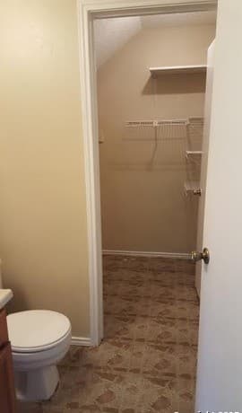 2-bedroom rental at 12109 Stoney Crossing in San Antonio, TX — photo 5