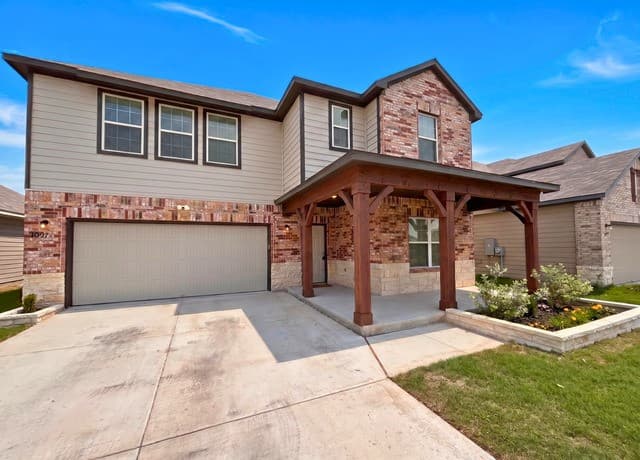 4-bedroom rental at 14507 Gecko Landing in San Antonio, TX — photo 2