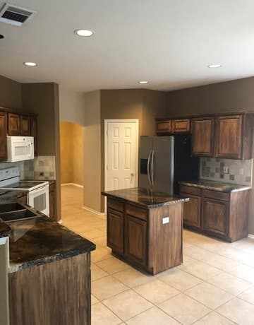 3-bedroom rental at 983 Calico Gdn in San Antonio, TX — photo 3