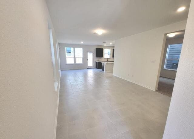 3-bedroom rental at 14839 Vance Jackson Rd Unit UNIT 906 in San Antonio, TX — photo 3