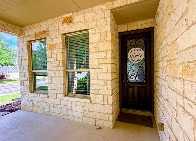 4-bedroom rental at 12543 Old Stillwater in San Antonio, TX — photo 4