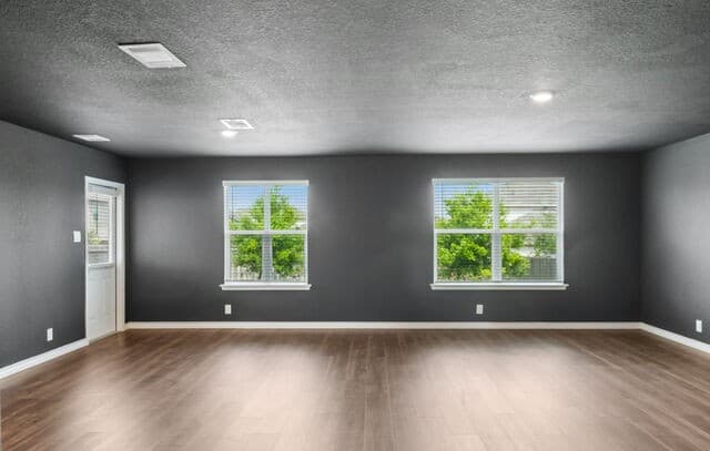 3-bedroom rental at 177 Sage Sparrow in San Antonio, TX — photo 3