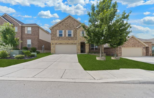 4-bedroom rental at 12828 Laurel Brush in San Antonio TX