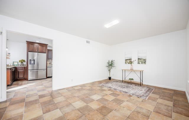 3-bedroom rental at 4310 Judivan in San Antonio, TX — photo 4