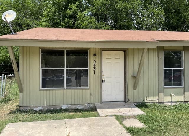 2-bedroom rental at 5431 Rubidoux Dr in San Antonio TX
